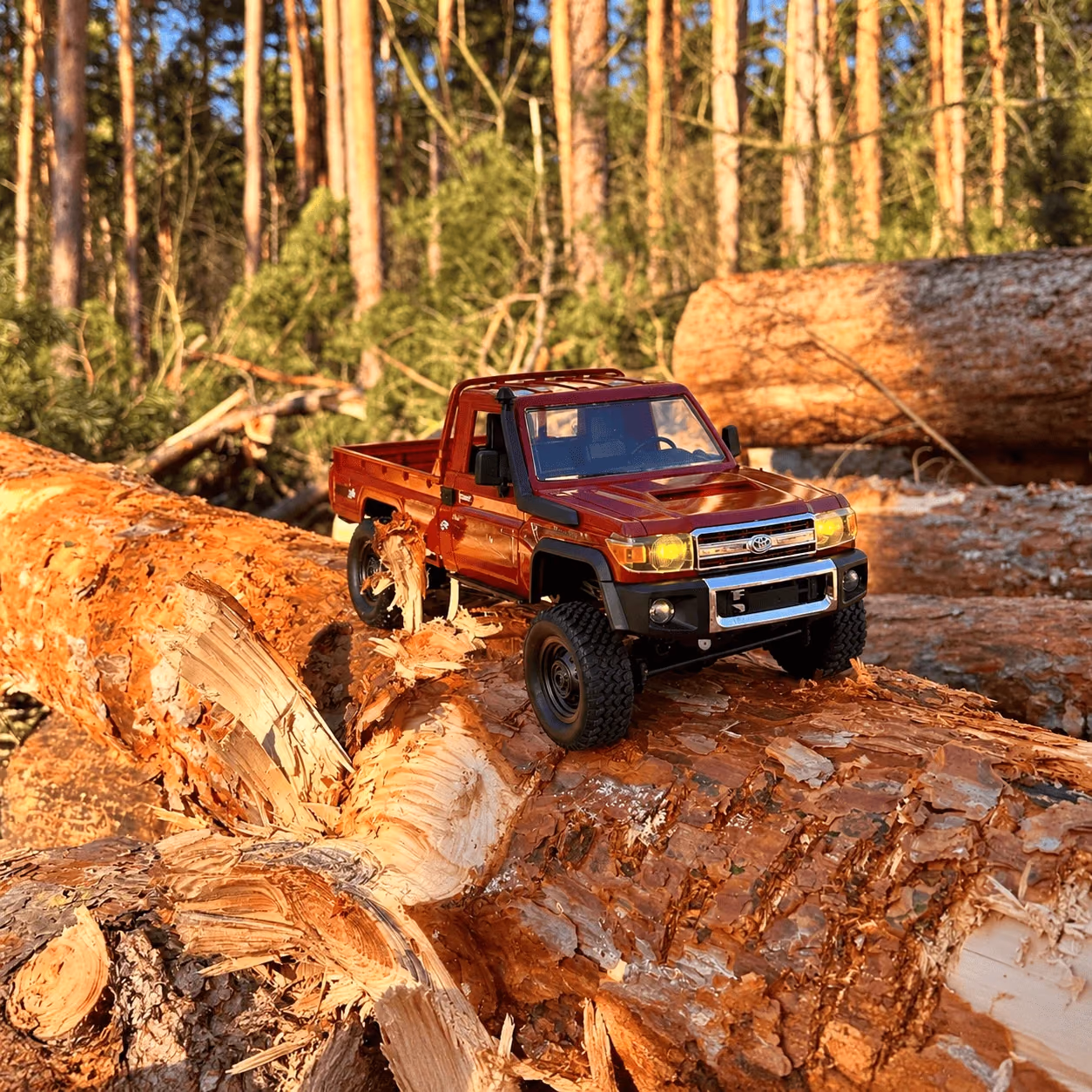 Nextronix Toyota Land Cruiser LC79 MN82 RC Off-Road Crawler, 1:12 Scale, 36 cm, Red, 4WD with Proportional Steering 2